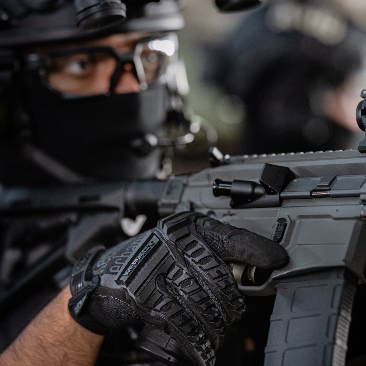 Перчатки Mechanix Wear M-Pact Covert